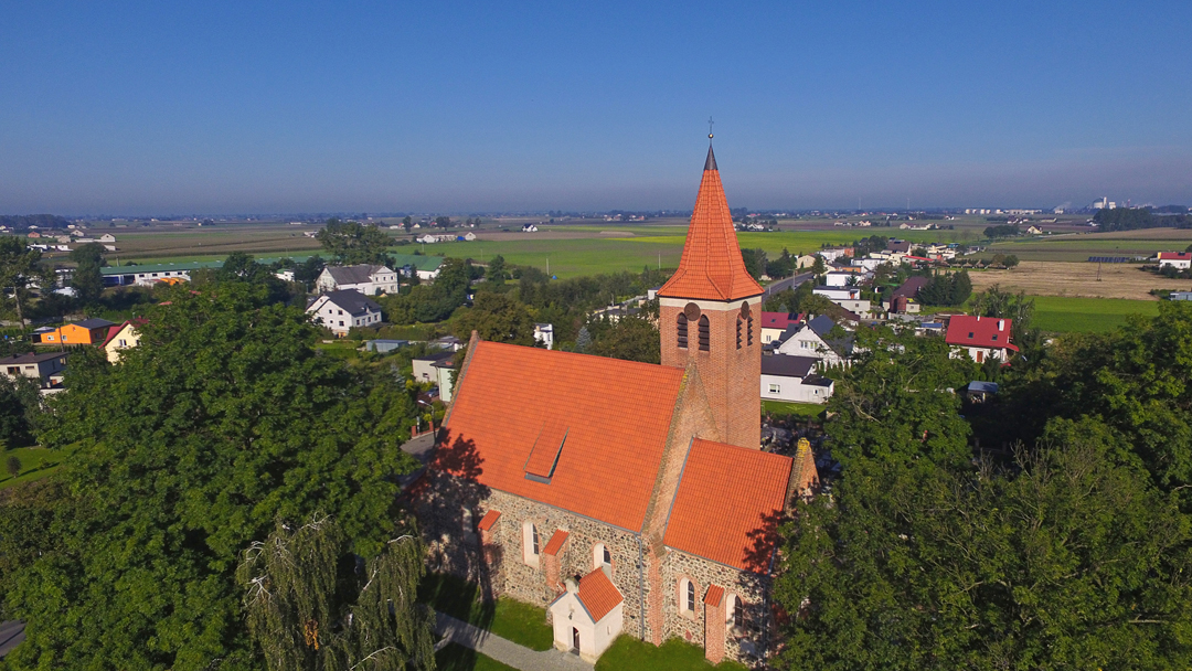 Kościół gotycki w Grzywnie